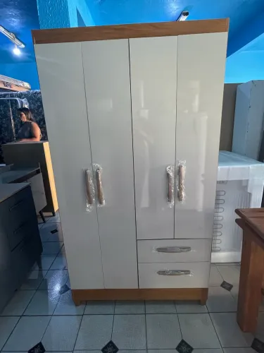 Guarda Roupa 