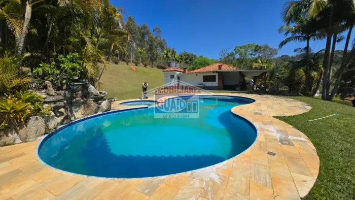 Sítio para venda com 4 dorms, Piscina, Tanques e + de 380 mil m² por R$ 4.000.000,00 na Qu
