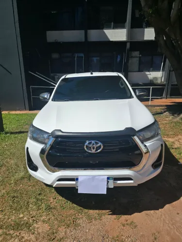 Toyota Hilux CD 4X4 2.8 Diesel Mec. 2021