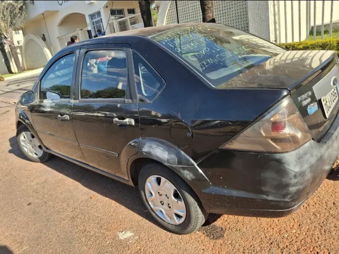 Ford Fiesta Sed. 1.6 8V Flex 4P 2012