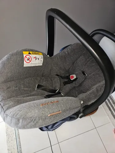 Bebê Conforto Maxi-Cosi Citi com Base - Cinza