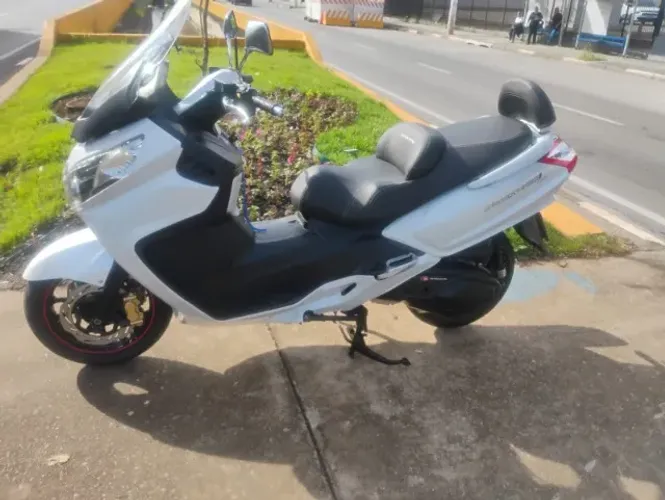DAFRA MAXSYM 400I ABS 2023 Baixo km