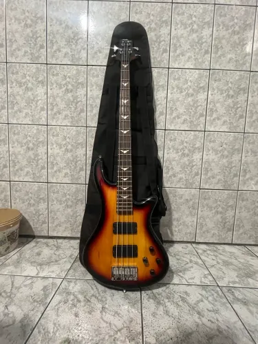 Vendesse baixo com apenas 3 meses de uso tudo em perfeito estado