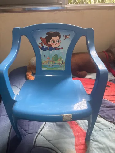 Mesa infantil com cadeira