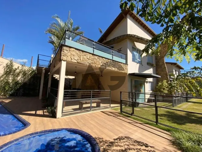 Casa | Condomínio Fechado | Piscina | Churrasqueira | em Serra Negra-SP