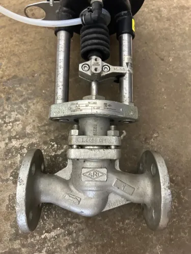 Válvula de controle pneumática ARI-STEVI 448 inox CF8M class 150 cv12