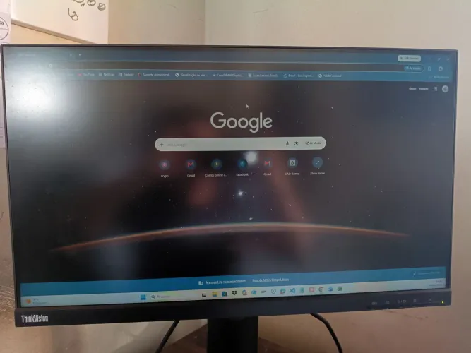 Monitor Lenovo 24 polegadas