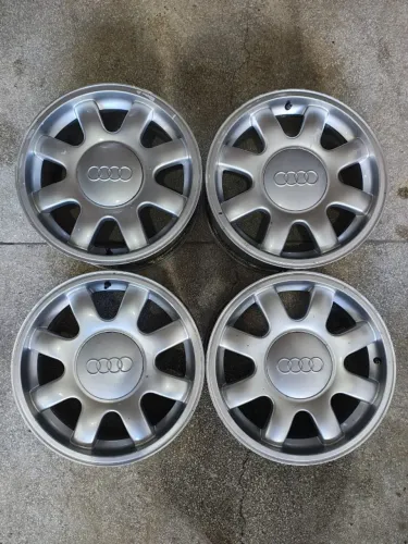 Jogo de Rodas Originais Aro 15 Audi A6 1995