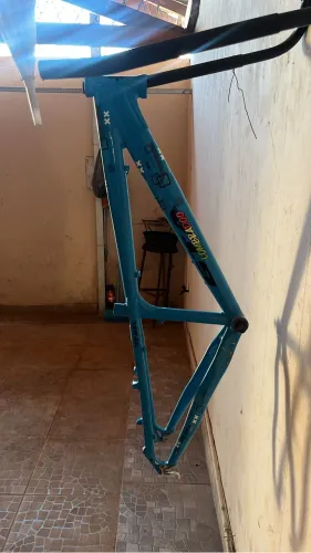 Quadro gta rebel usado