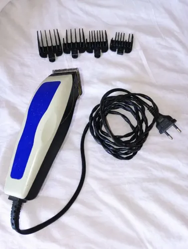 Máquina de corta cabelo