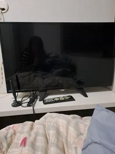 Tv 32 polegadas aoc um ano de uso