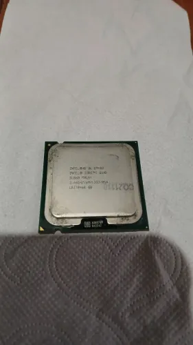 Lote 4 Processadores Intel LGA 775 ? Core 2 Quad, Core 2 Duo + 2