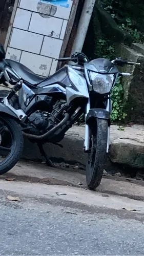 Titan 160