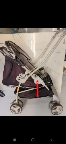 Carrinho  de bebê galzerono