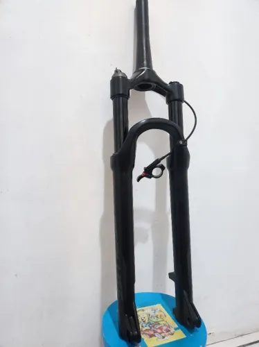 Suspensão Absolute á Ar Semi nova