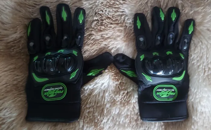 Luvas de motoqueiro nova