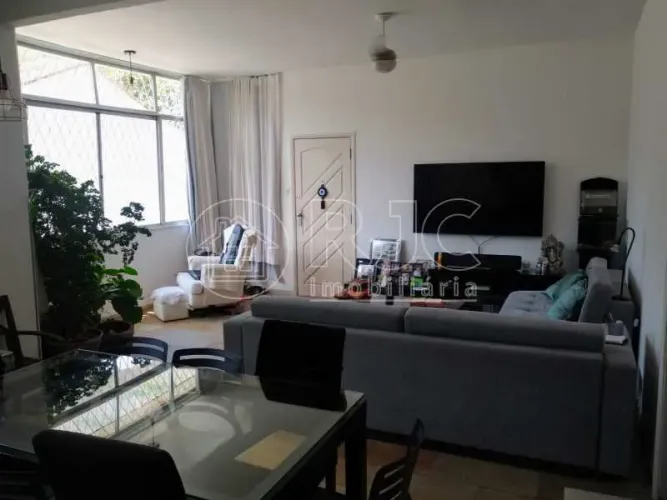 Apartamento para venda com 165 metros com 4 quartos e suíte com vaga