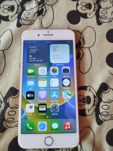 iPhone 8 plus.