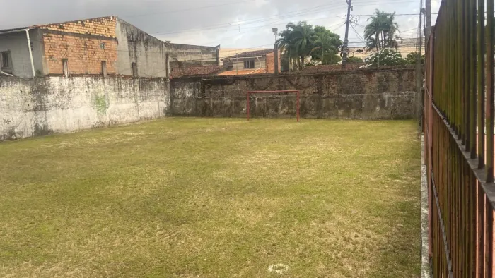 campo de futebol 40 reais a hora