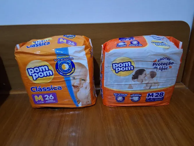 54 fraldas Pom Pom tamanho M