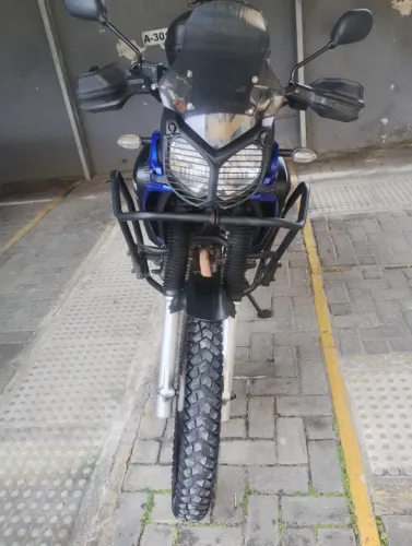 Ténéré 250 excelente estado