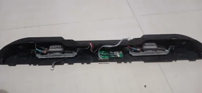 Carcaça traseira TV TCL 32S321 / 25 - usada