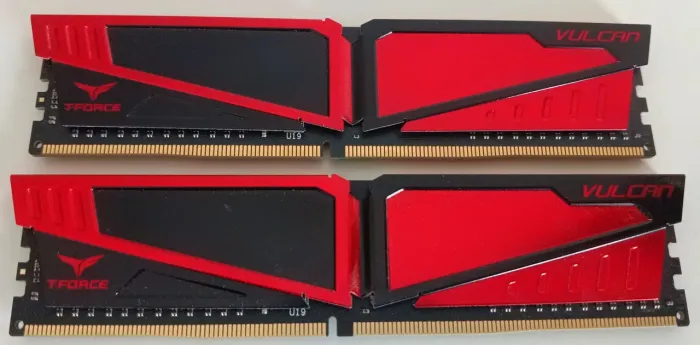 Kit 16gb (2x 8gb) DDR4 Team group 2666mhz