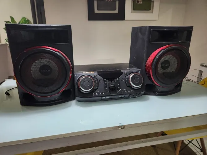 SOM LG 2350 W