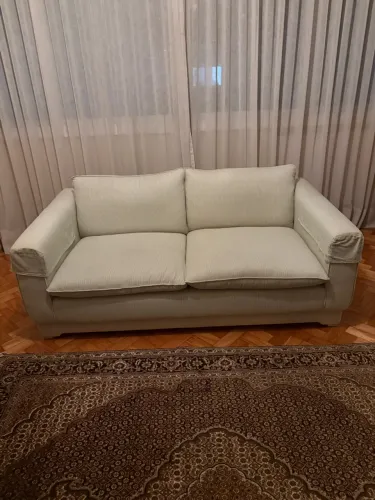 Sofá de 2 lugares Novo