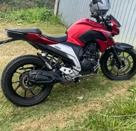 FZ25 Flex QUITADA