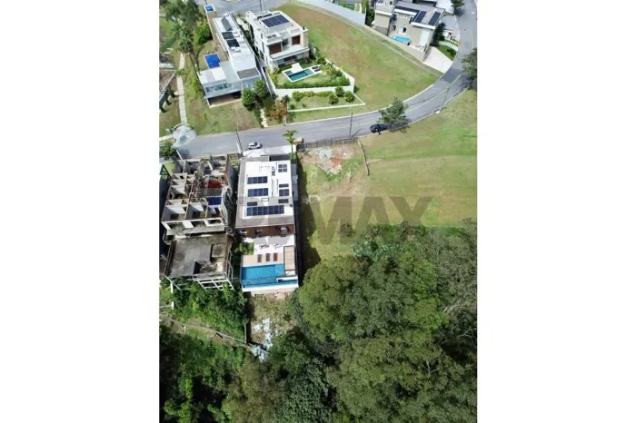 LOTE A VENDA NO RESIDENCIAL CAMPOS DO CONDE 924M² DECLIVE VISTA PERMANENTE PARA MATA