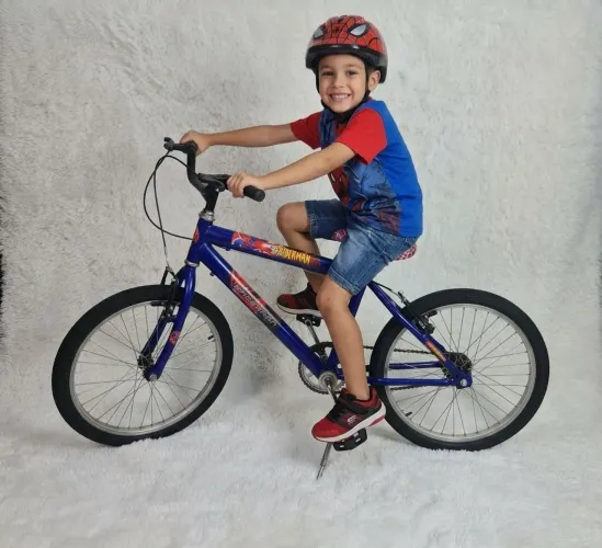 Bicicleta Aro 20 - Personalizada Spider-Man- e pronta pra uso! Apenas 350,00