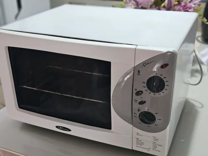 Forno de Bancada Elétrico Fischer 44 Litros Grill Branco 220v