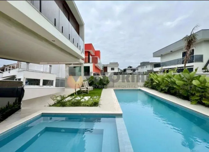 Sobrado em condomínio à venda em Caraguatatuba, Costa Nova, com 5 quartos, 340m²
