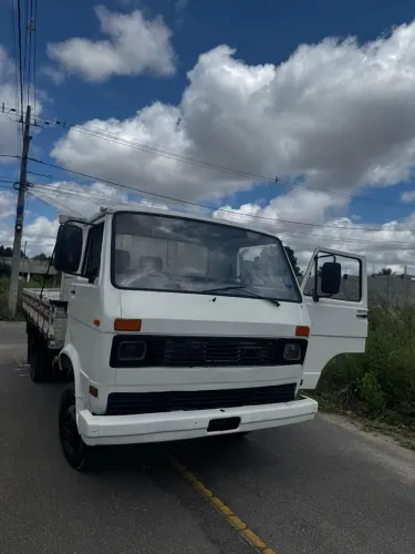 Caminhão 7.90
