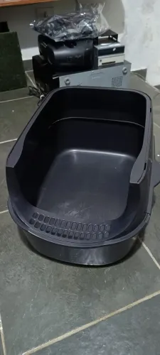 Caixa de Areia para Gatos - Preta
