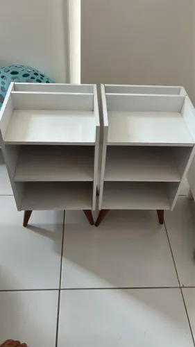 Criado mudo o par