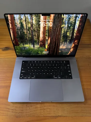 Vendo MacBook Pro 2021 16?