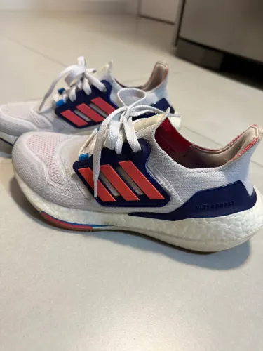 Tênis de corrida Adidas Ultraboost
