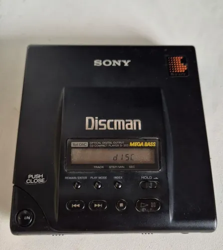 Discman Sony D-303 *LEIA A DESCRIÇÃO*