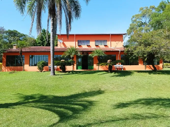 Chácara com 7 dormitórios à venda, 26370 m² por R$ 2.000.000,00 - Aparecida - Araçoiaba da