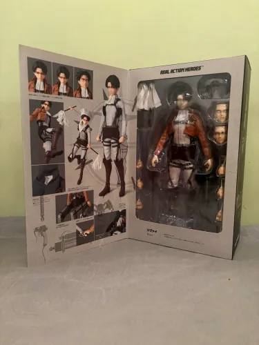 Levi Real Action Heroes Attack on Titan Medicom