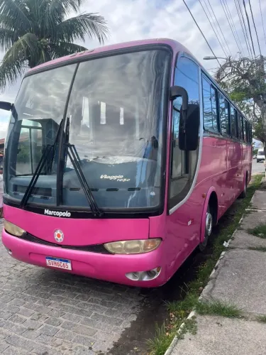 Ônibus Semi novo