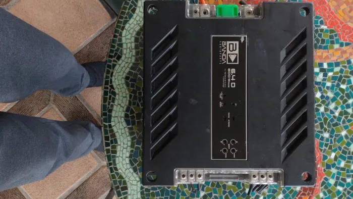 Módulo Banda 600 WRMS 6.4 D impecavel