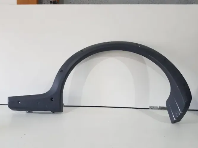 Moldura Paralama Traseiro Fiat Strada 2005 A 2011 Esquerda BG1257