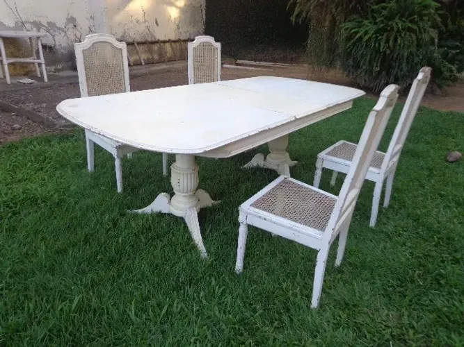 Mesa de jantar retangular
