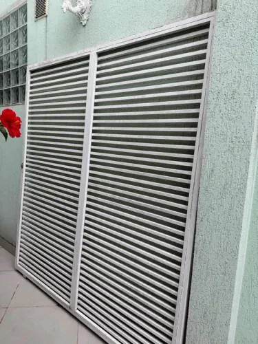 Portão galvanizado