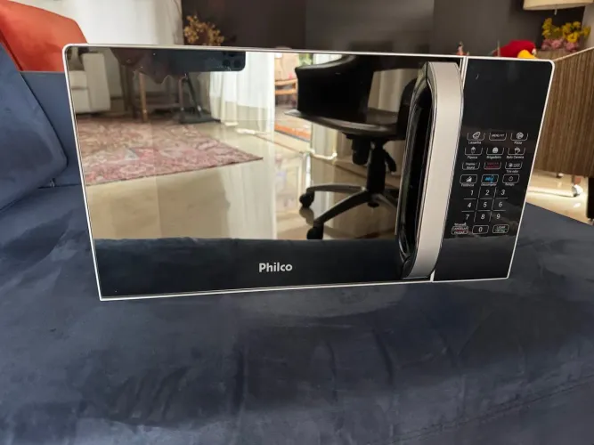 Micro-ondas Philco PMO23EB 20 L Tirar Odor Branco Espelhado 110V