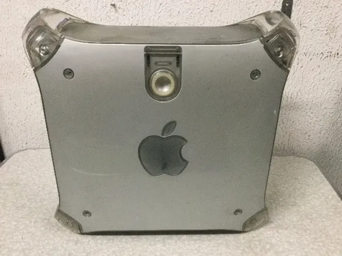 cpu computador apple antigo