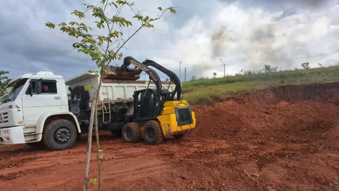 Serviço de terraplanagem